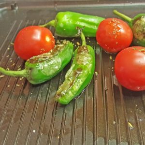 Bratpaprika - spanisches Rezept für Grill und Pfanne - sehr schnell fertig