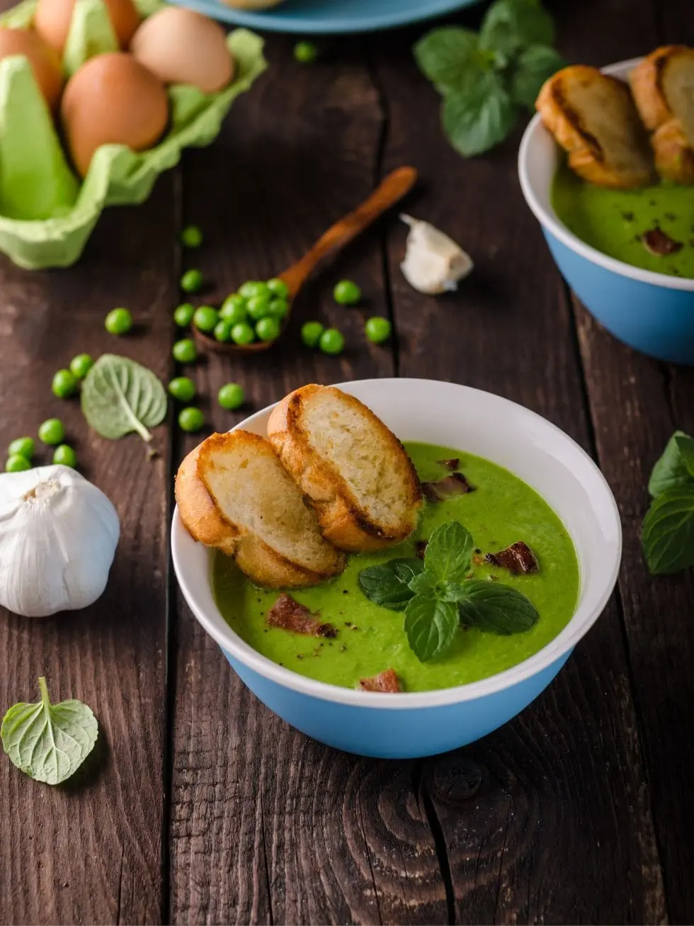 Erbsensuppe mit Minze