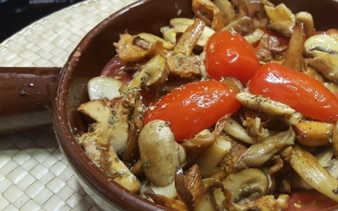 Tapas Rezept für Pilze mit Knoblauch & Tomaten