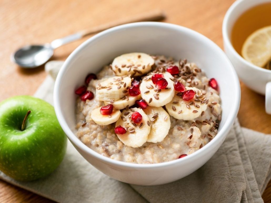 Porridge mit Granatapfel und Leinsamen Rezept