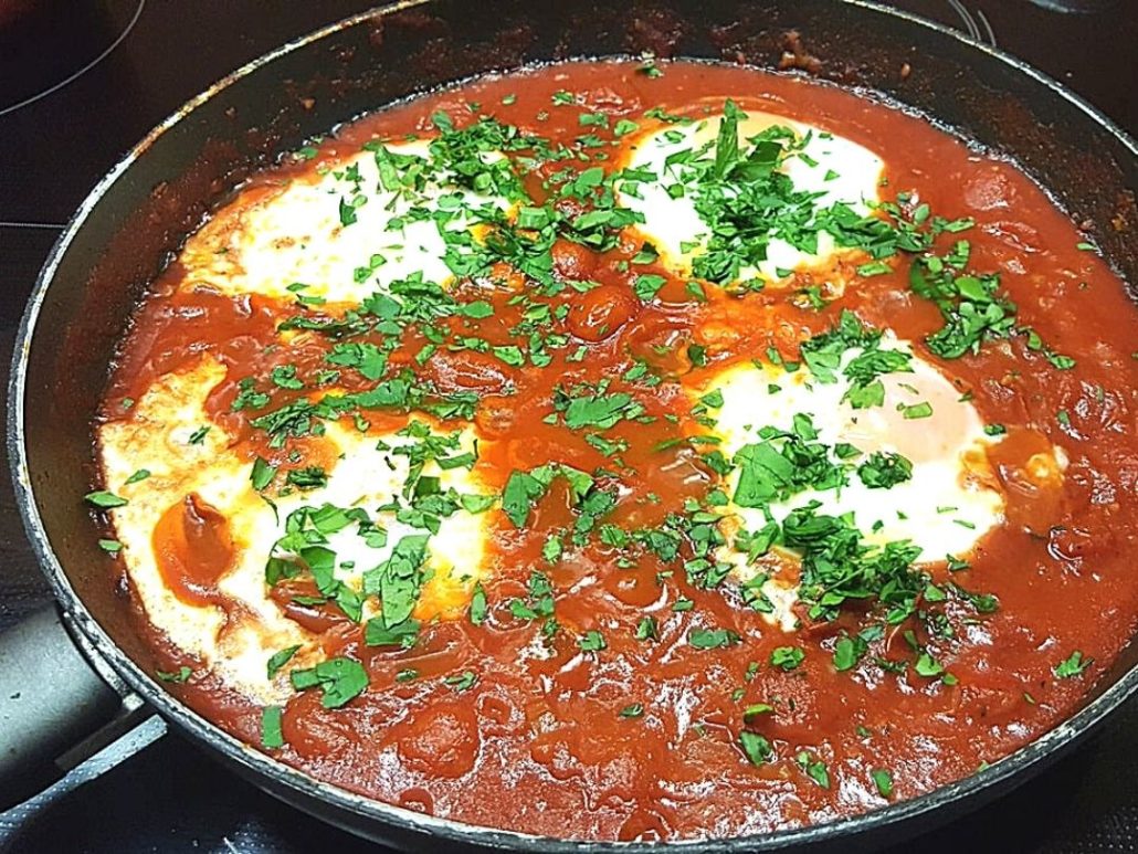 Shakshuka - Rezept für das berühmte Eiergericht aus Israel