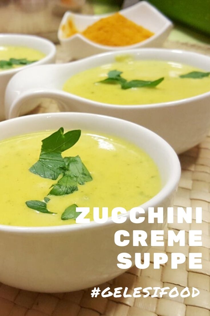 Zucchinicremesuppe mit Curry - ein einfaches und schnelles Rezept